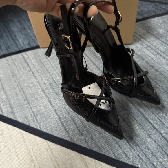 Women Pointed Toe Stiletto Heels - Picture 2 of 2